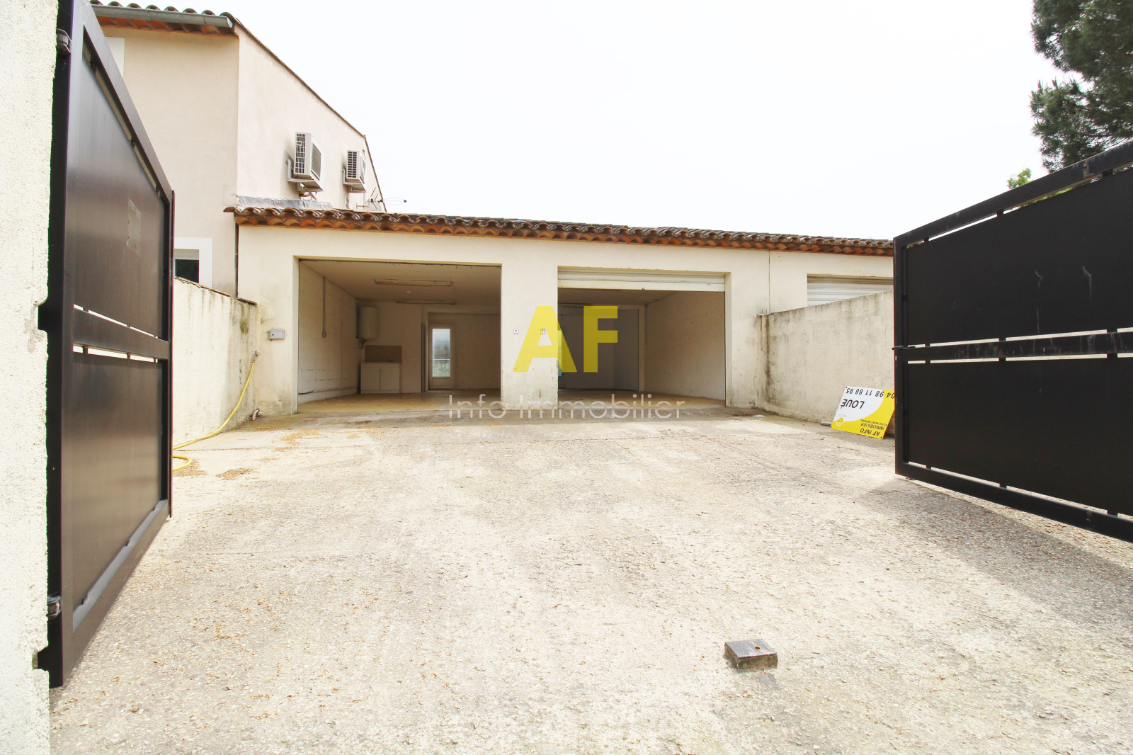 Image_, Local professionnel, Sainte-Maxime, ref :CC960