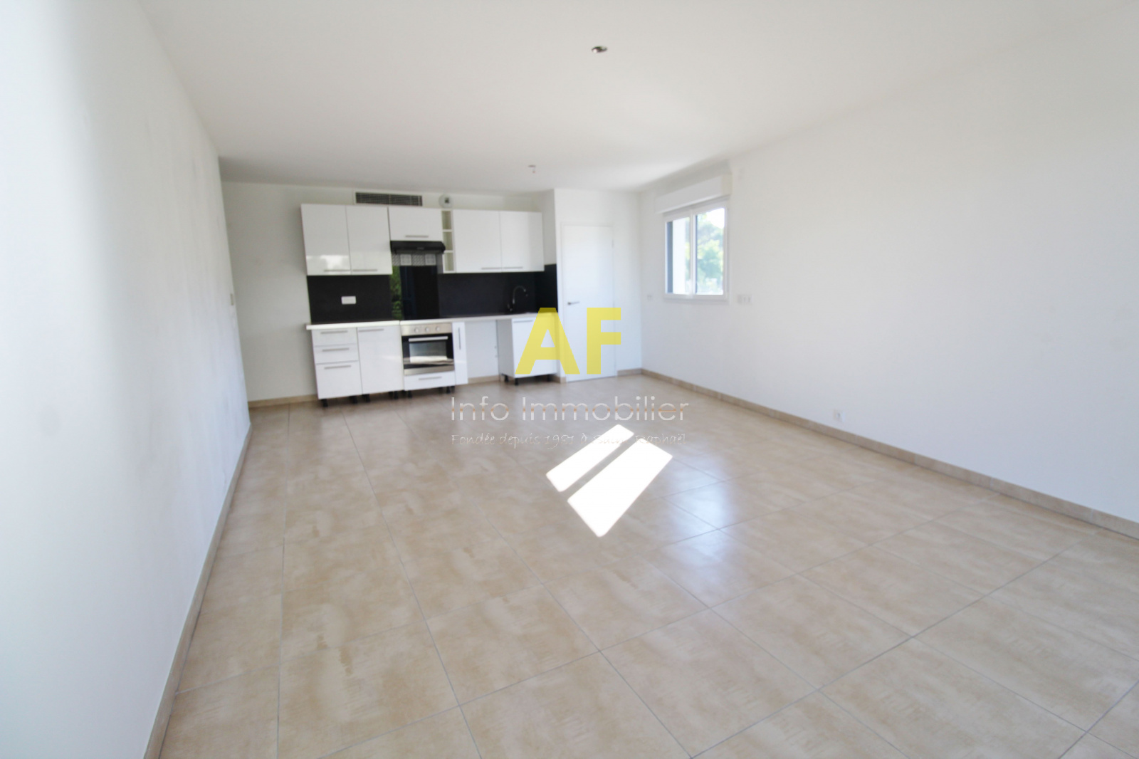 Image_, Appartement, Saint-Raphaël, ref :CC1350