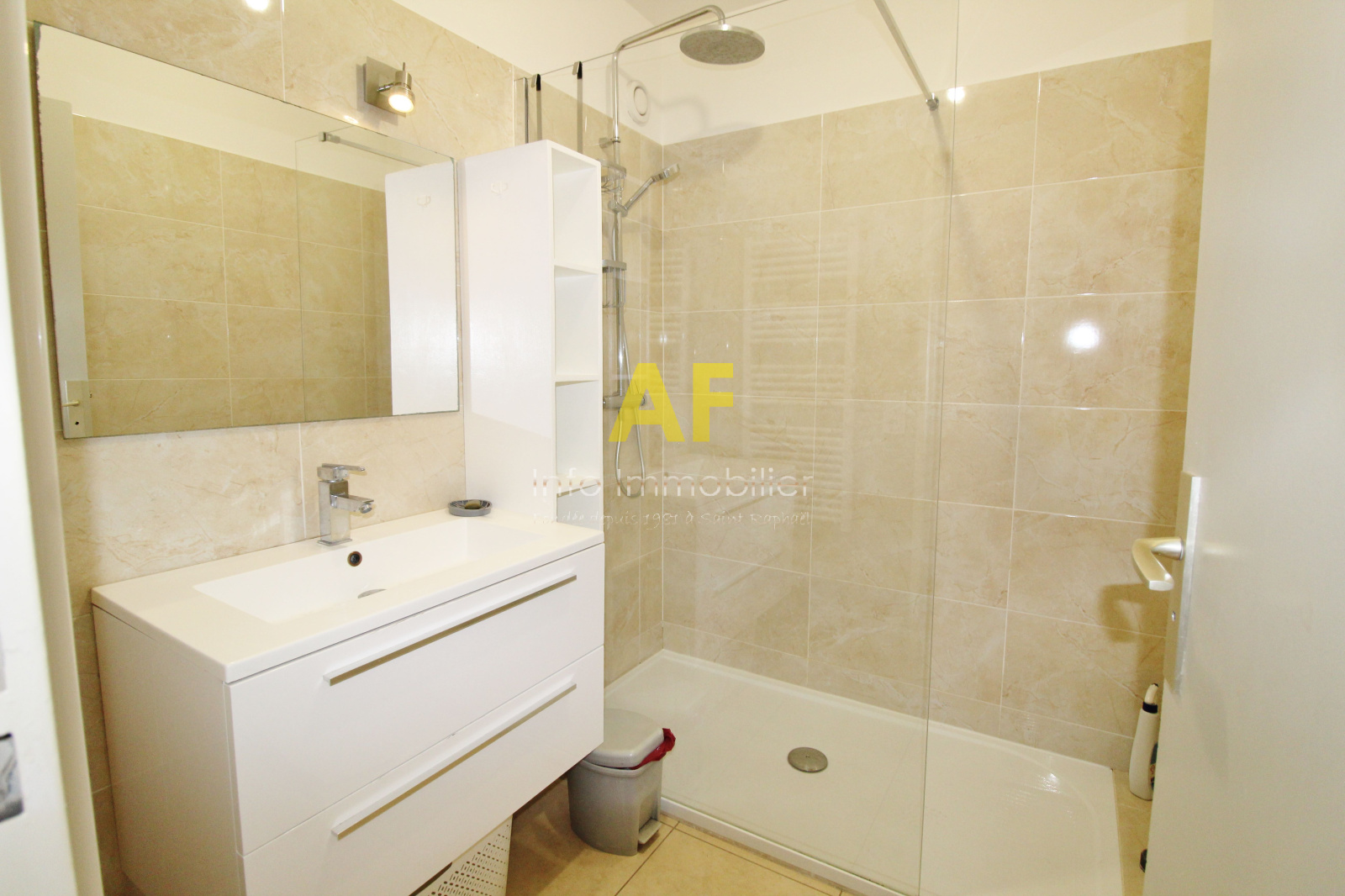 Image_, Appartement, Saint-Raphaël, ref :CC1090