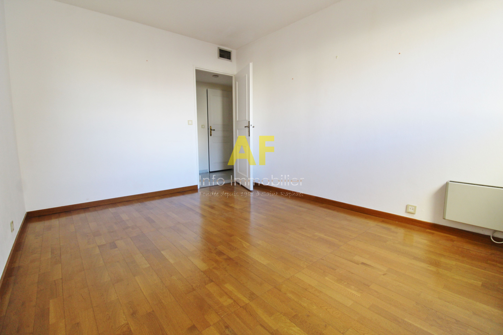 Image_, Appartement, Saint-Raphaël, ref :CC1570