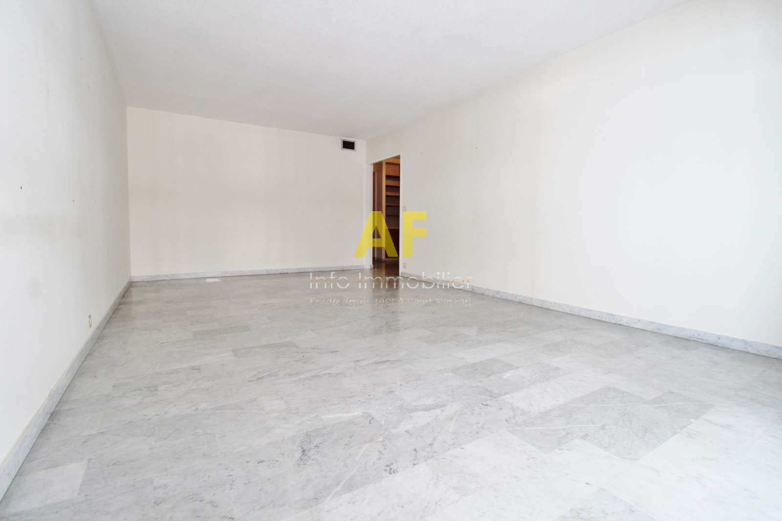 Image_, Appartement, Saint-Raphaël, ref :CC1570