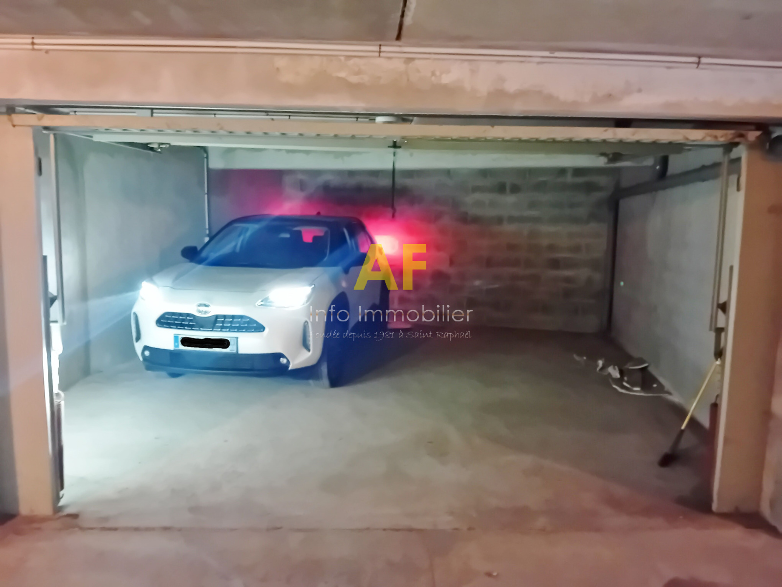 Image_, Garage, Fréjus, ref :8381