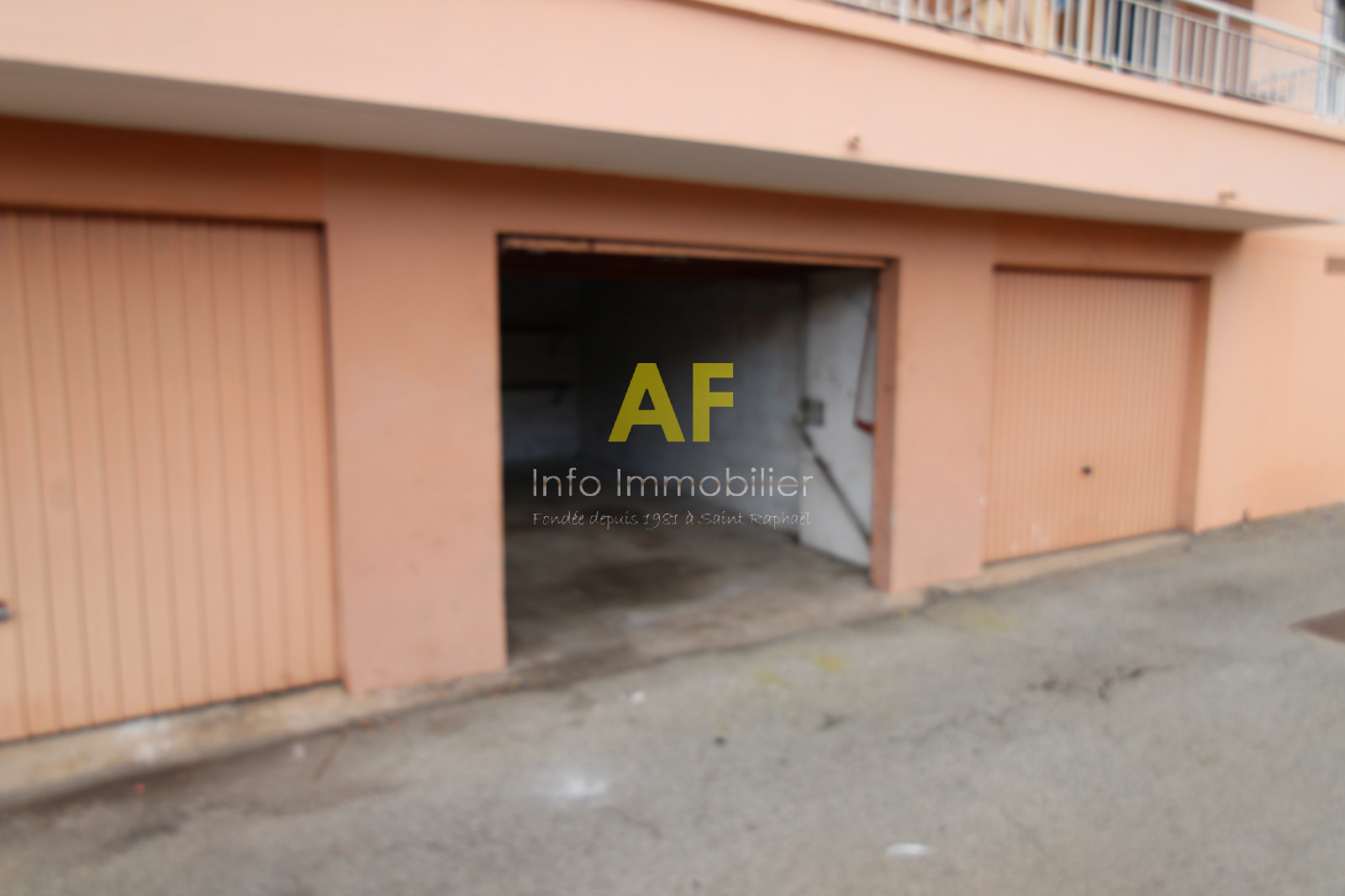 Image_, Garage, Saint-Raphaël, ref :CC095